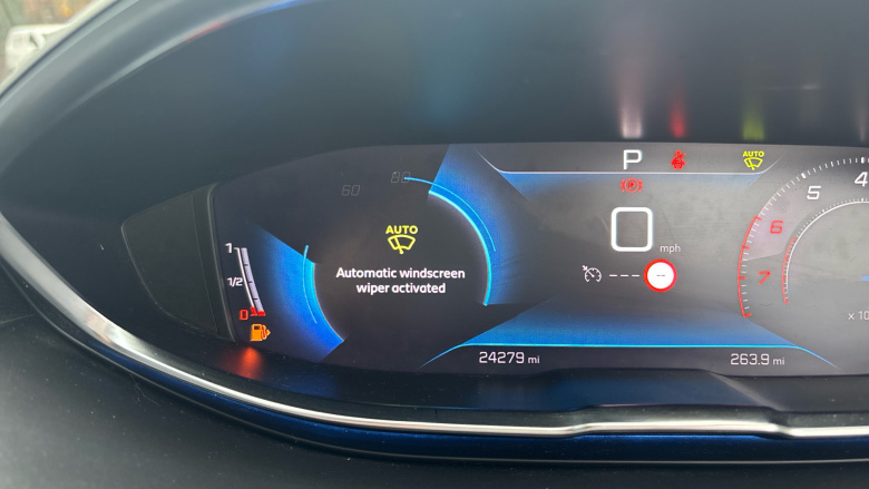 Peugeot 5008 1.2 PureTech Allure Premium 5dr EAT8 Petrol Estate